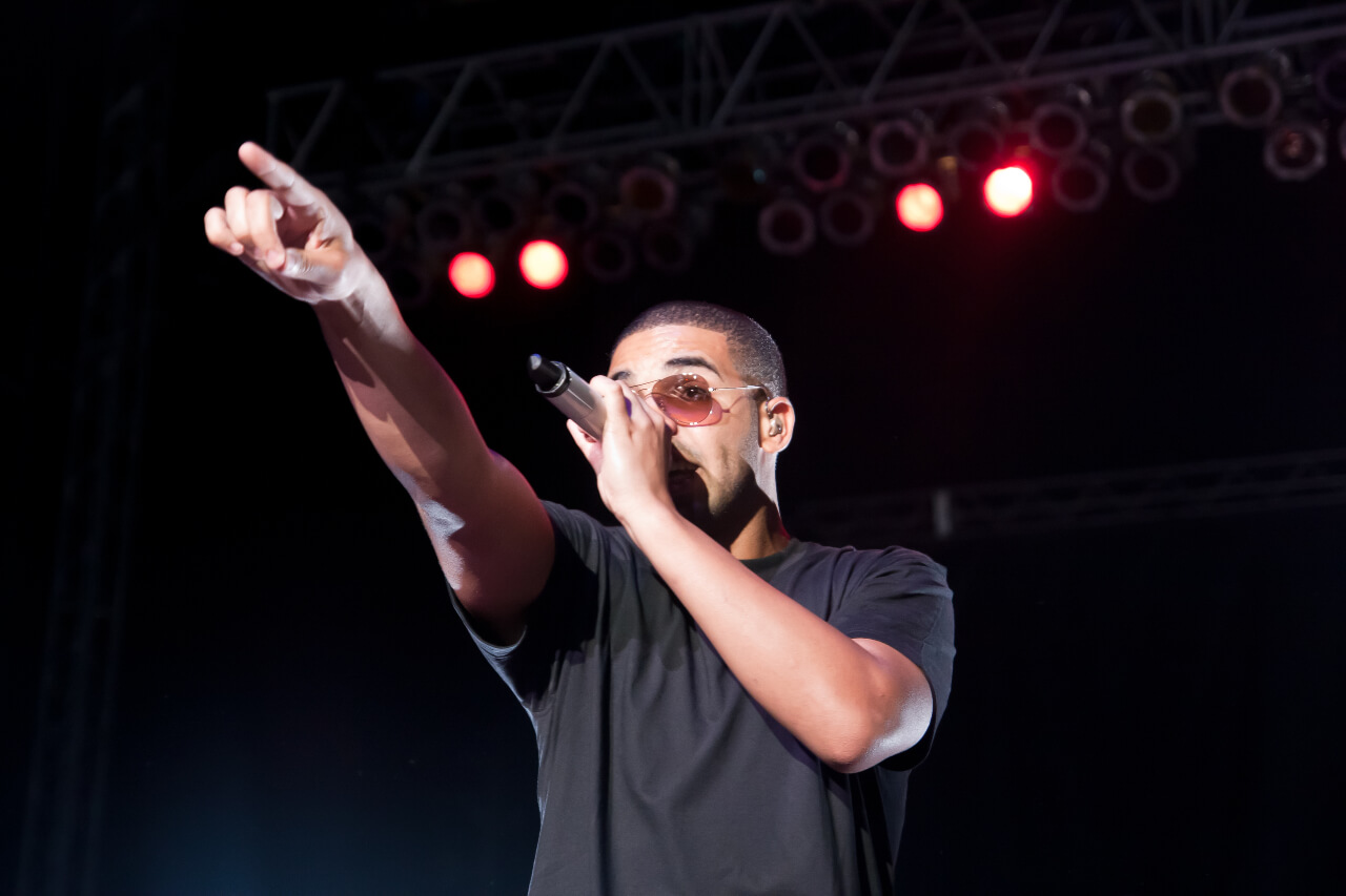 Drake performs on stage at the 2010 Indiana State Fair